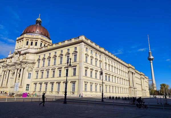Fasada Forum Humboldta Przebudowanym Pałacu Berlińskim Berlinie Niemcy Widok Schlossplatz — Zdjęcie stockowe
