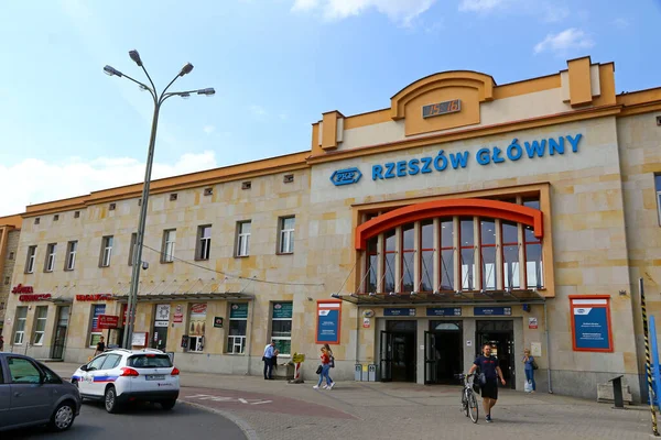 Rzeszow Polônia Julho Edifício Estação Ferroviária Rzeszow Glowny Maior Estação — Fotografia de Stock