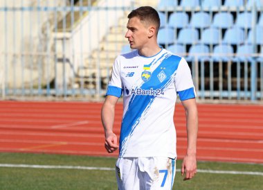 Uzhhorod, Ukrayna - 12 Mart 2023: Dinamo Kyiv 'in orta saha oyuncusu Vladyslav Kabaiev' in portresi VBET Ukrayna Premier Ligi maçında Uzhhorod 'daki SC Dnipro-1' e karşı görüldü.