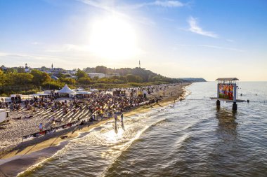 Heringsdorf, Almanya - 5 Temmuz 2014: FIFA Dünya Kupası 2014 futbol maçı Arjantin - Belçika Açık Hava Sineması 'nda Heringsdorf, Ruegen, Insel Kullanımı