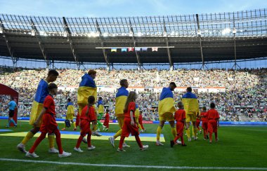 Wroclaw, Polonya - 9 Eylül 2023: Ukraynalı oyuncular Wroclaw, Polonya 'daki Tarczynski Arena' da oynanan UEFA EURO 2024 ön eleme maçında sahaya çıktılar