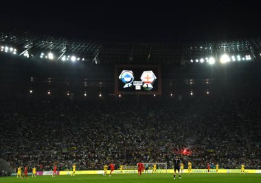 Wroclaw, Polonya - 9 Eylül 2023: UEFA EURO 2024 ön eleme maçı sırasında Wroclaw 'da Tarczynski Arena' nın (Stadion Miejski) panoramik görüntüsü. UEFA EURO 2012 mekanlarından biri. Kapasite 45105