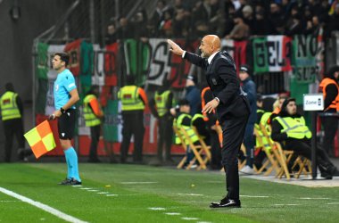 Leverkusen, Almanya - 20 Kasım 2023: UEFA EURO 2024 ön eleme maçı sırasında Leverkusen, Almanya 'daki Bayarena Stadyumu' nda İtalyan teknik direktör Luciano Spalletti görev başında.