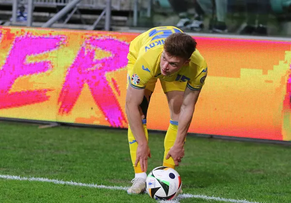 브로츠와프 폴란드 2024년 26일 우크라이나의 빅토르 바우간코프는 타르바츠키 경기장에서 아이슬란드와의 스톡 이미지
