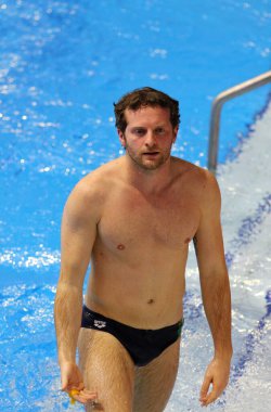 Berlin, Almanya - 24 Mart 2024: İtalyan dalgıç Lorenzo MARSAGLIA 'nın portresi Dünya Sucul Dalış Dünya Kupası 2024 Erkekler 3 m Springboard Finali sırasında Almanya' nın Berlin kentinde görüldü