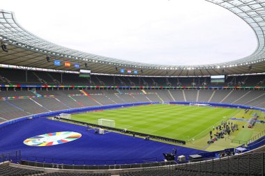 Berlin, Almanya - 14 Haziran 2024: Hırvatistan Milli Futbol Takımı 'nın İspanya' ya karşı oynadığı UEFA 2024 maçı öncesinde Berlin Olimpiyatları 'nın panoramik görünümü