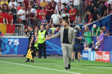 Stuttgart, Almanya - 26 Haziran 2024: Belçika teknik direktörü Domenico Tedesco, UEFA EURO 2024 grup etap maçı sırasında Stuttgart, Almanya 'daki Stuttgart Arena' da Ukrayna v Belçika