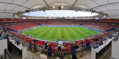 Stuttgart, Almanya - 26 Haziran 2024: Stuttgart 'taki Stuttgart Arena panoramik görünümü UEFA EURO 2024 kurulumu, UEFA 2024 grup etap maçı sırasında Ukrayna v Belçika