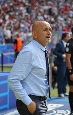 Berlin, Almanya - 29 Haziran 2024: İtalyan teknik direktör Luciano Spalletti, Almanya 'nın başkenti Berlin' deki Olympiastadion 'da oynanan 16.