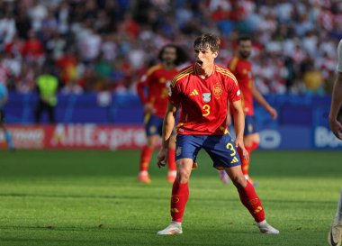 Berlin, Almanya - 15 Haziran 2024: İspanya 'dan Robin Le Normand, UEFA EURO 2024 grup safhasında Almanya' nın başkenti Berlin 'deki Olympiastadion' da oynanan İspanya - Hırvatistan maçında görev yapıyor