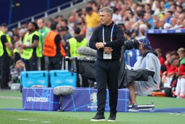 Stuttgart, Almanya - 26 Haziran 2024: Ukrayna teknik direktörü Serhiy Rebrov UEFA EURO 2024 grup safha maçı sırasında Almanya 'nın Stuttgart kentindeki Stuttgart Arena' da Ukrayna v. Belçika