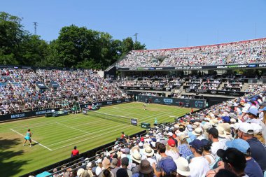 Berlin, Almanya - 21 Haziran 2025: Berlin 'deki WTA 500 Berlin Tenis Açık sırasında Steffi Graf stadyumunun panoramik manzarası HYLO' nun Aryna SABALENKA v Marketa VONDROUSOVA (CZE))