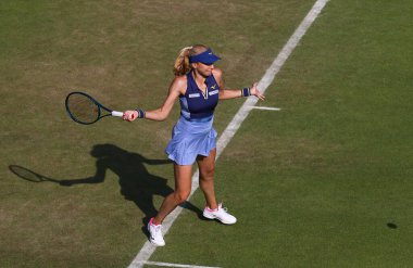 Berlin, Almanya - 17 Haziran 2025: Lyudmyla KICHENOK (UKR), WTA 500 Berlin Tenis Turnuvası 'nda HYLO çiftler maçında Hao-Ching CHAN (TPE) ve Ellen PEREZ' e karşı Rot Weiss Tenis Kulübü 'nde (AUS) oynuyordu.