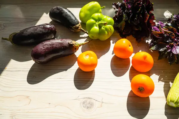 Вид Сверху Свежие Органические Овощи Кухонном Фоне Свободное Место Текста — стоковое фото