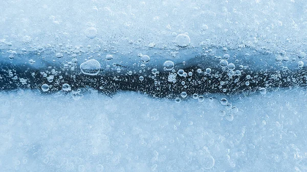 Ijsoppervlak Met Bevroren Luchtbellen Close Natuurlijke Textuur Ijspatroon Winter Achtergrond — Stockfoto
