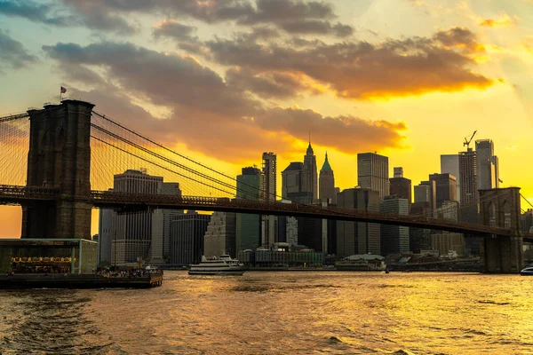 Sunset View Brooklyn Bridge Panoramic View Downtown Manhattan New York — Stockfoto