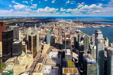 Güneşli bir günde Toronto 'nun panoramik hava manzarası, Ontario, Kanada