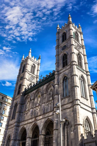 Basílica Notre Dame Montreal Dia Ensolarado Quebec Canadá — Fotografia de Stock