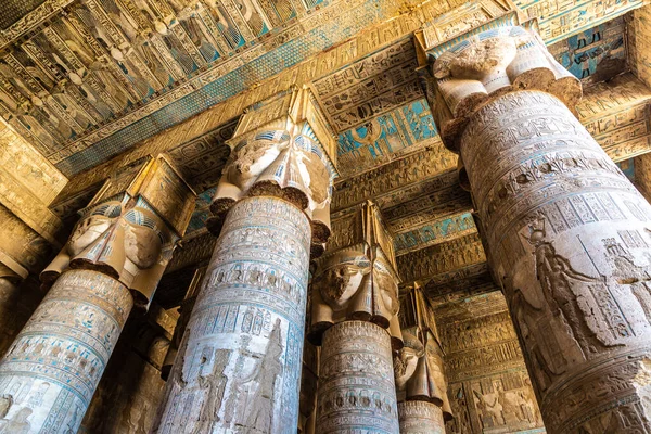 Interior Del Templo Dendera Día Soleado Luxor Egipto —  Fotos de Stock