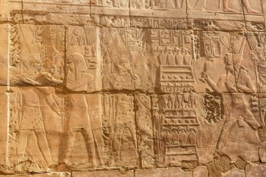 Luxor Tapınağı güneşli bir günde, Luxor, Mısır