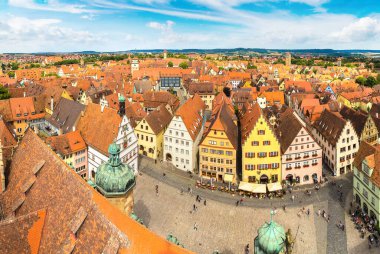 Rothenburg panoramik hava görünümünü bir güzel yaz günü, Almanya