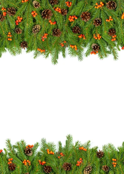 Karácsonyi Zöld Keret Kúpok Magyal Bogyó Elszigetelt Fehér Alapon — Stock Fotó