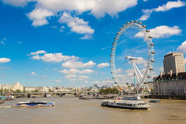 London Eye Large Ferris Wheel Beautiful Summer Day Londres Inglaterra — Fotografia de Stock
