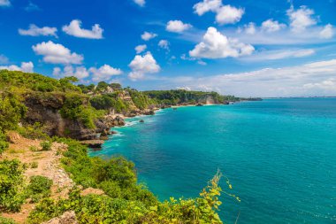 Endonezya, Bali 'de Rocky sahili güneşli bir günde