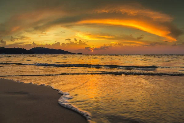 Pôr Sol Praia Patong Phuket Tailândia — Fotografia de Stock