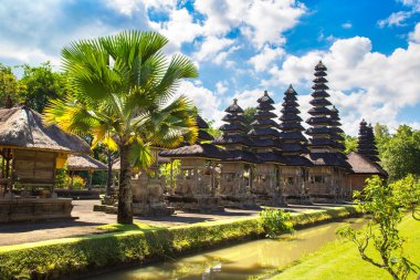 Taman Ayun Tapınağı Bali, Endonezya güneşli bir günde