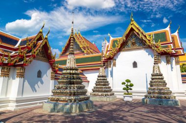 Wat Pho tapınakta bir yaz günü Bangkok