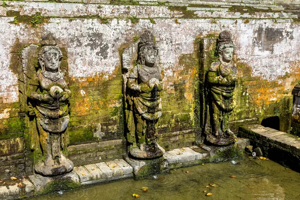 stock image Sacred pond at Pura Goa Gajah (Elephant cave temple), in Bali, Indonesia in a sunny day