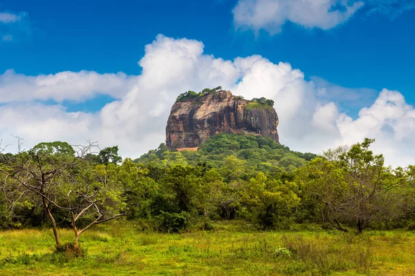 Lion Rock Sigiriya Dia Ensolarado Sri Lanka — Fotografia de Stock