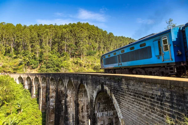 Train Nine Arch Bridge Nuwara Eliya Sri Lanka — Photo