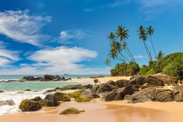 Playa Tropical Ambalangoda Día Soleado Sri Lanka —  Fotos de Stock