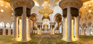 ABU DHABI, BİRLİK ARAB EMIRATES - 31 Ocak 2020: Abu Dabi, Birleşik Arap Emirlikleri 'ndeki Şeyh Zayed Büyük Camii Panorama