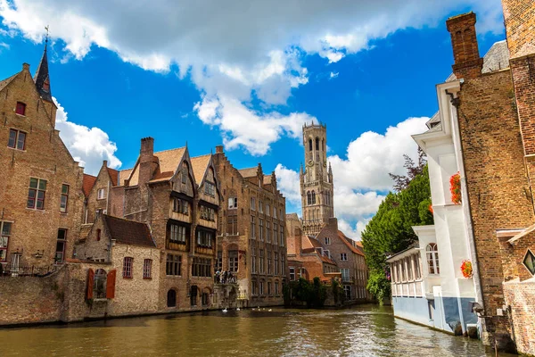 Yaz Günü Belçika Bruges Ünlü Çan Kulesi Güzel Arka Plan — Stok fotoğraf