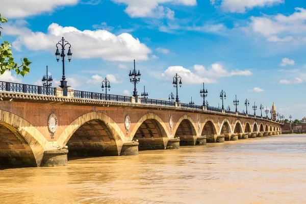 Pont Pierre Oude Stenen Brug Bordeaux Een Prachtige Zomerdag Frankrijk — Stockfoto