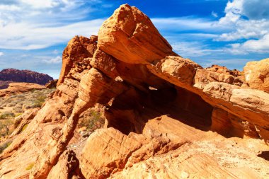 Ateş Vadisi Parkı güneşli bir günde, Nevada, ABD