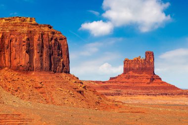 Güneşli bir günde Anıt Vadisi, Arizona, ABD