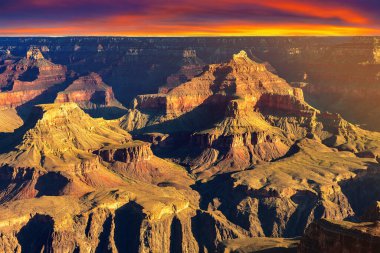 Büyük Kanyon Ulusal Parkı Powell Point 'te gün batımında, Arizona, ABD