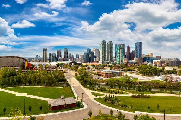 Blick Auf Calgary Einem Sonnigen Tag Kanada — Stockfoto