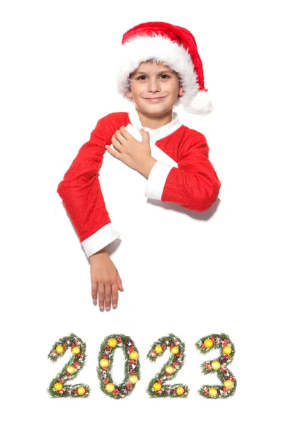 Garçon Père Noël Tient Une Affiche Noël 2023 Nombre Fait — Photo