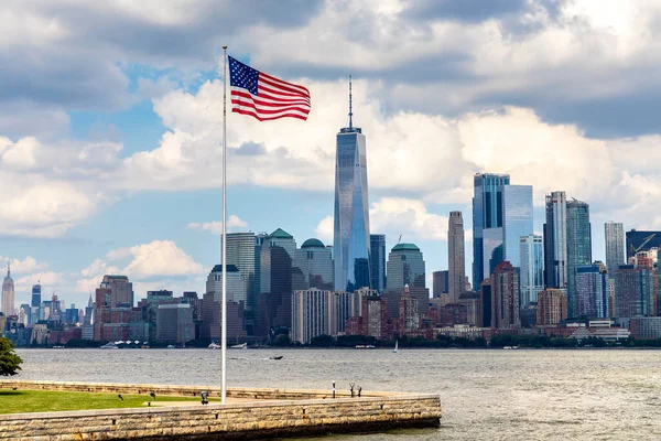 Vista Panoramica Del Paesaggio Urbano Manhattan Della Bandiera Usa New — Foto Stock