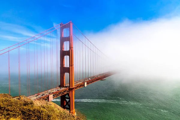 Golden Gate Bridge Surrounded Fog San Francisco California Usa — Stock Photo, Image