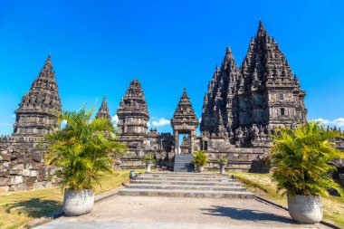 Yogyakarta şehri yakınlarındaki Prambanan tapınağı, Orta Java, Endonezya