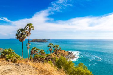 Bir yaz günü Phuket, Tayland 'da Phromthep Burnu