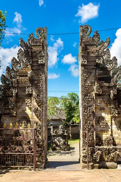 Endonezya Bali Deki Pura Desa Batuan Tapınağı Güneşli Bir Günde — Stok fotoğraf
