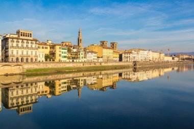 Floransa güzel güneşli bir günde, İtalya