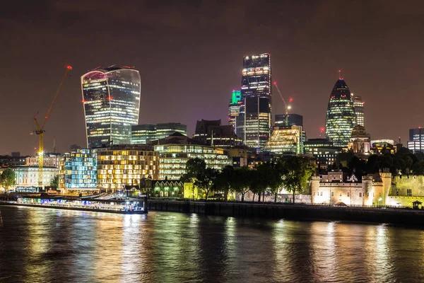 Stadsbilden London Vacker Sommarnatt England Storbritannien — Stockfoto